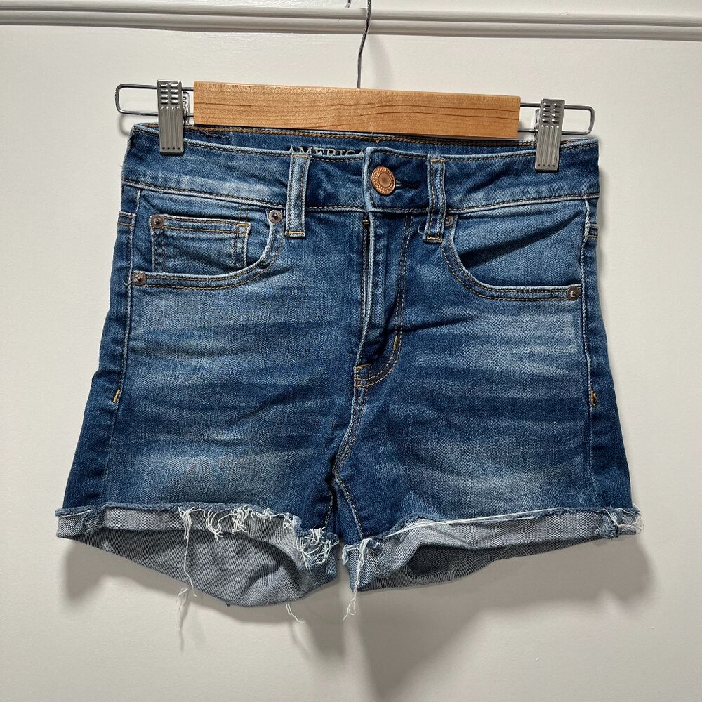 Women's American Eagle Size 2 Jean Shorts